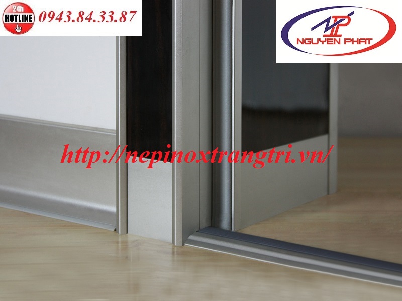lắp đặt nẹp nhôm chênh cốt trong tòa Hapulico 