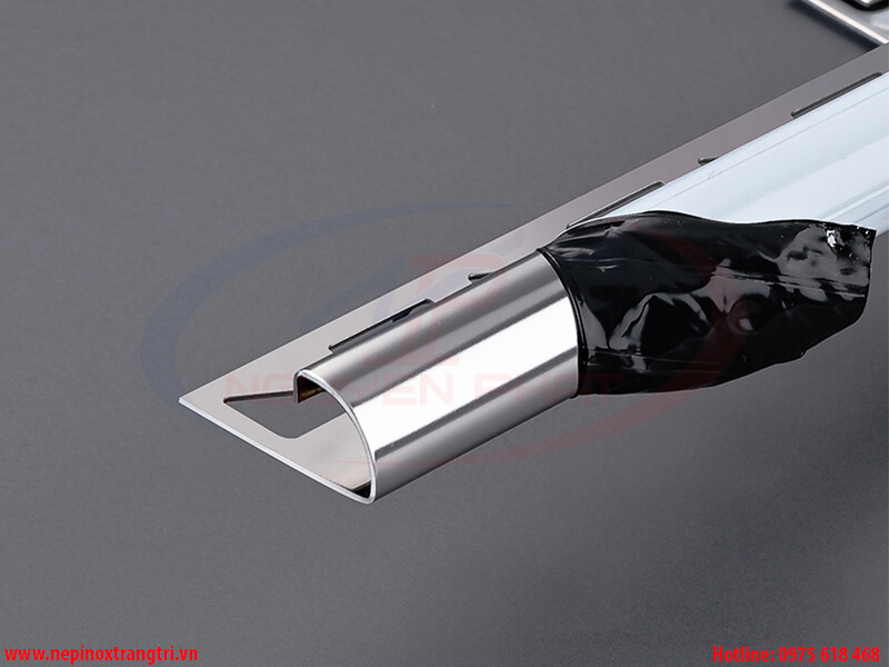 nẹp inox bo góc tròn 