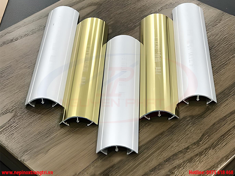 Nẹp nhôm ốp góc thang máy