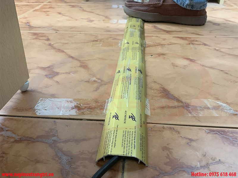 Thi công nẹp điện bán nguyệt nhôm