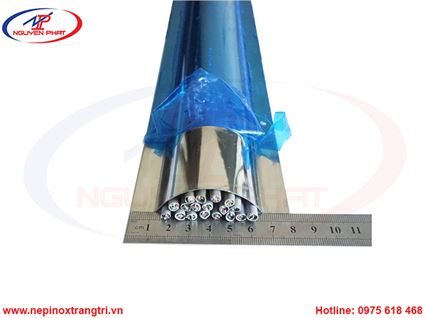NẸP INOX HÌNH BÁN NGUYỆT 3