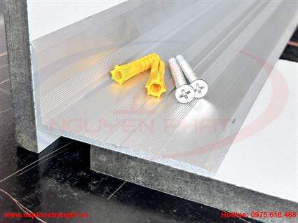NẸP KHE LÚN GÓC KL80X40